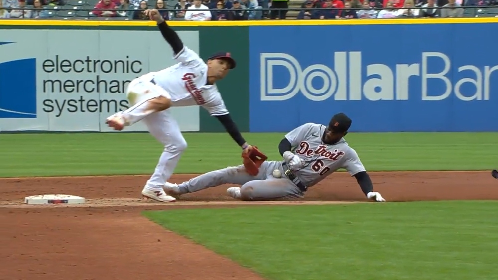 Yikes! Watch Guardians’ Andrés Giménez make goofy play after Tigers’ Akil Baddoo was hit in the groin with a baseball