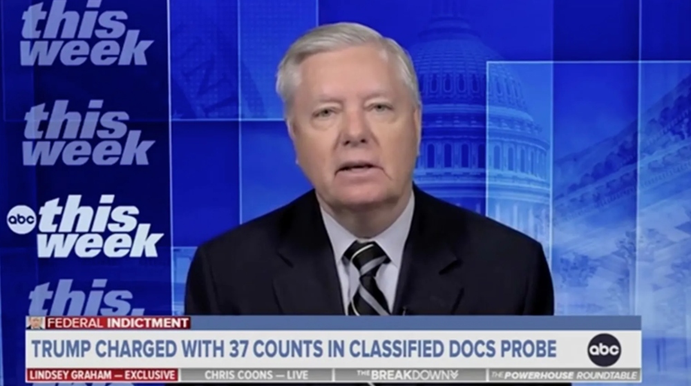 ‘You may hate his guts, but he is not a spy!’ WATCH Graham destroy Stephanopoulos over Trump indictment claims