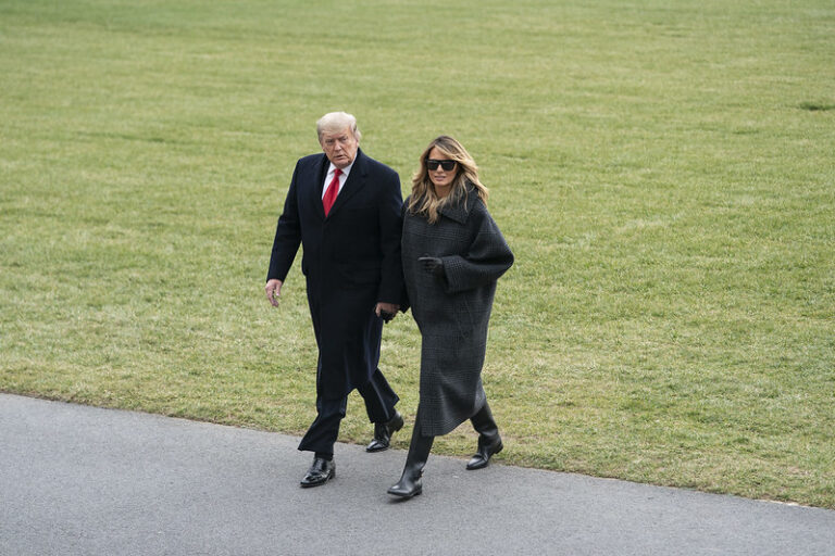 White House On High Alert Thanks To Russia; CIA Veteran Warns Americans ...