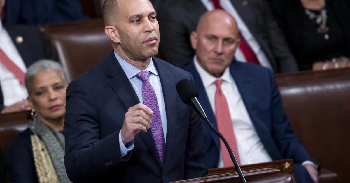 140 House Democrats Back GOP Bill to Codify Federal Fraud Division