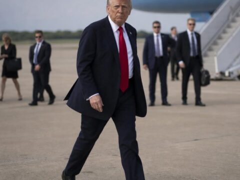 CNN Bumped From Air Force One as White House Picks Conservative Outlet