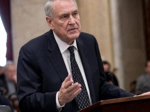 Jon Kyl, Former Arizona GOP Senator and Senate Whip, Dies at 84