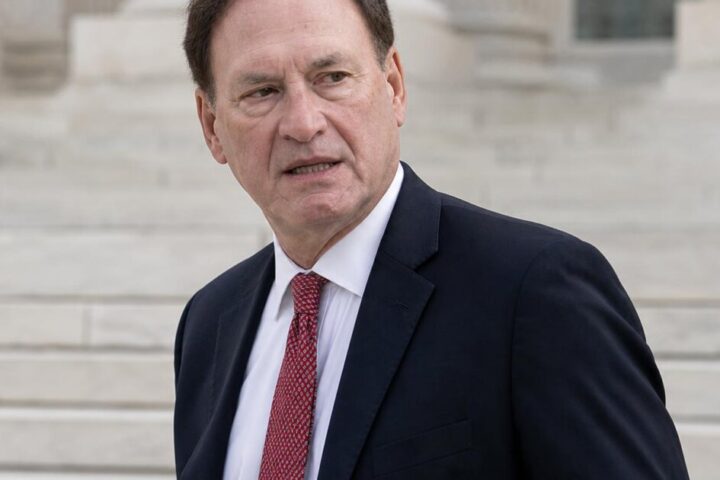 Justice Samuel Alito Recuses Himself from Major Climate Change Case