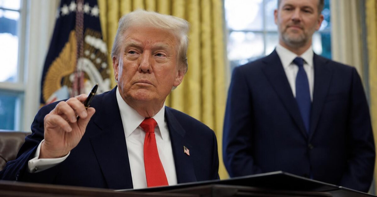 Trump Signs Memo Removing Canadian Goods From Federal Procurement