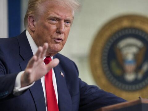 Trump Signs Order Restricting Non-Citizens' Access to U.S. Banking System