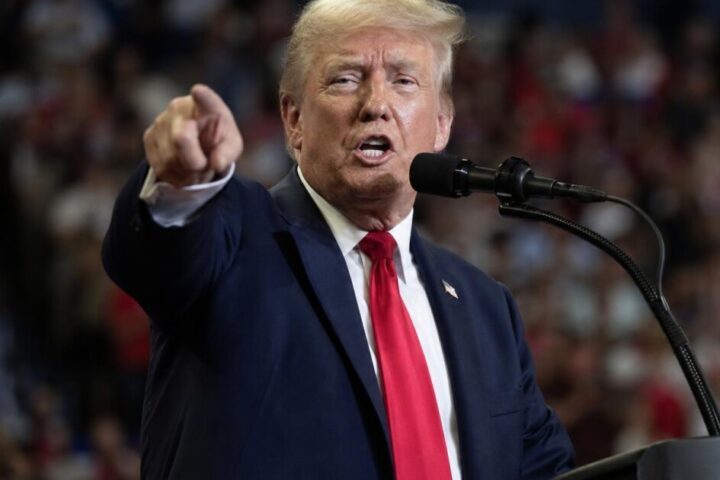 Trump Vows $5,000 Dividend Checks Will Happen If Republicans Win Congress