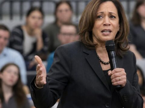 Kamala Harris Botches Motivational Quote so Bad She Had to Try it Twice