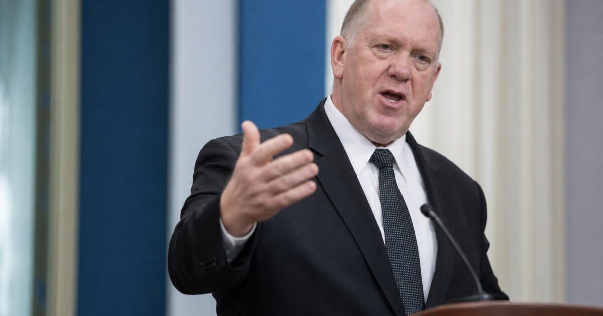 Tom Homan Drops a One-Sentence Immigration Law Lesson on CBS Reporter