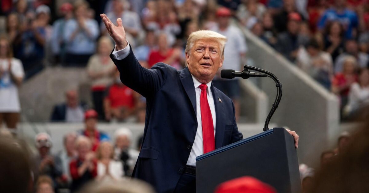 Trump Clarifies Iran Bombing Remarks, Newsom Says He's 'Lost His Mind'