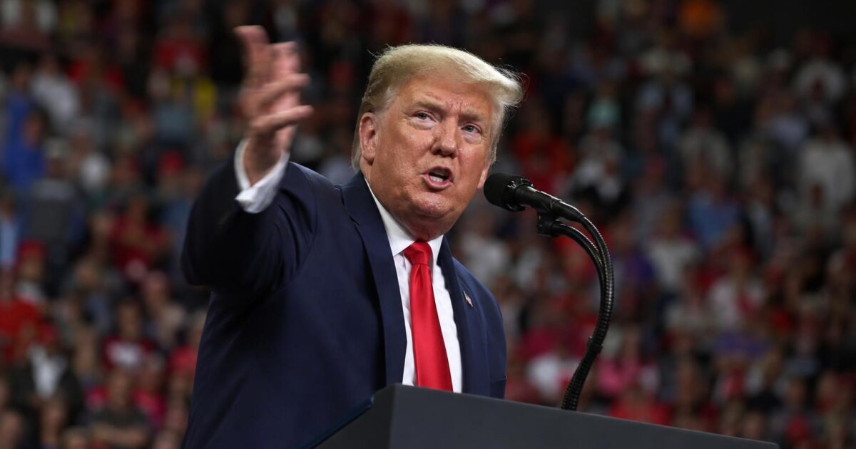 Trump Demands New York Times Be 'Arrested' Over Empty Seats Rally Claims