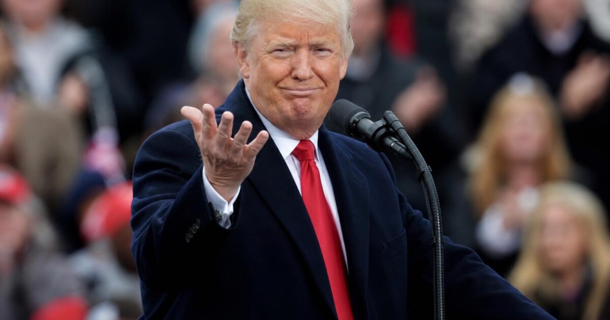 Trump Slammed for Joking Iran Should 'Take Out' Los Angeles and San Diego