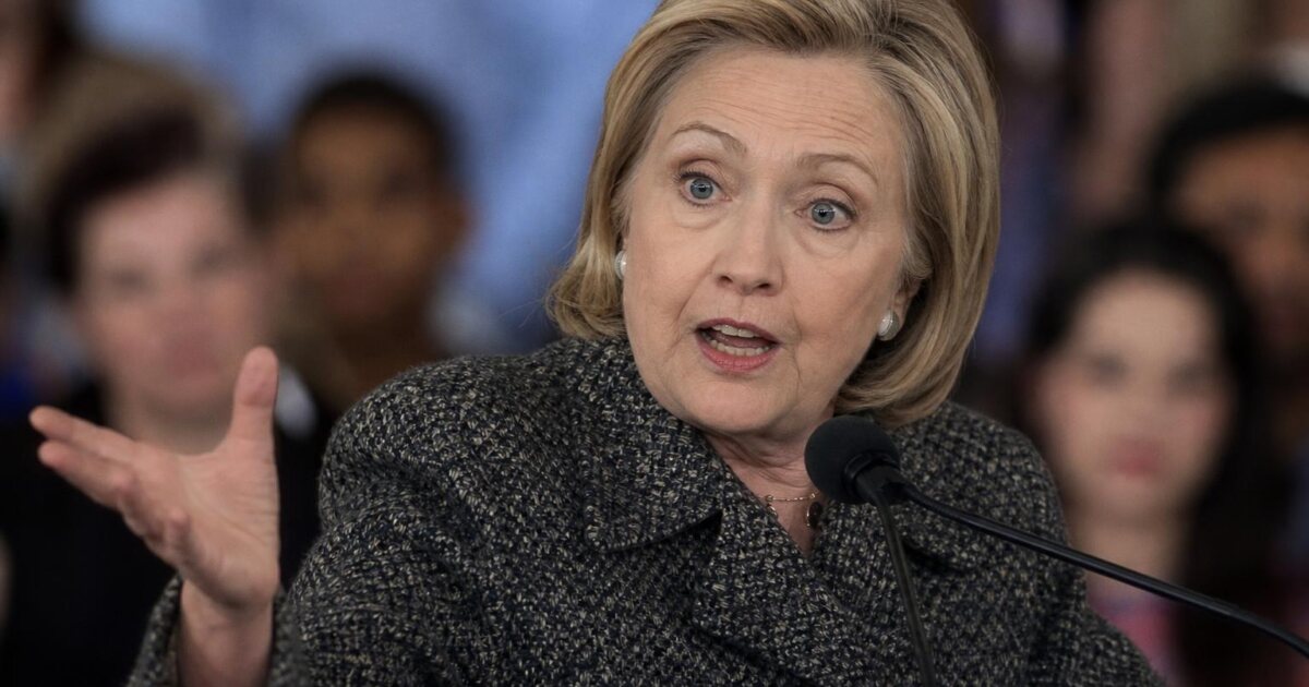 White House Destroys Hillary Clinton After She Brings up Her 2016 Fainting Episode